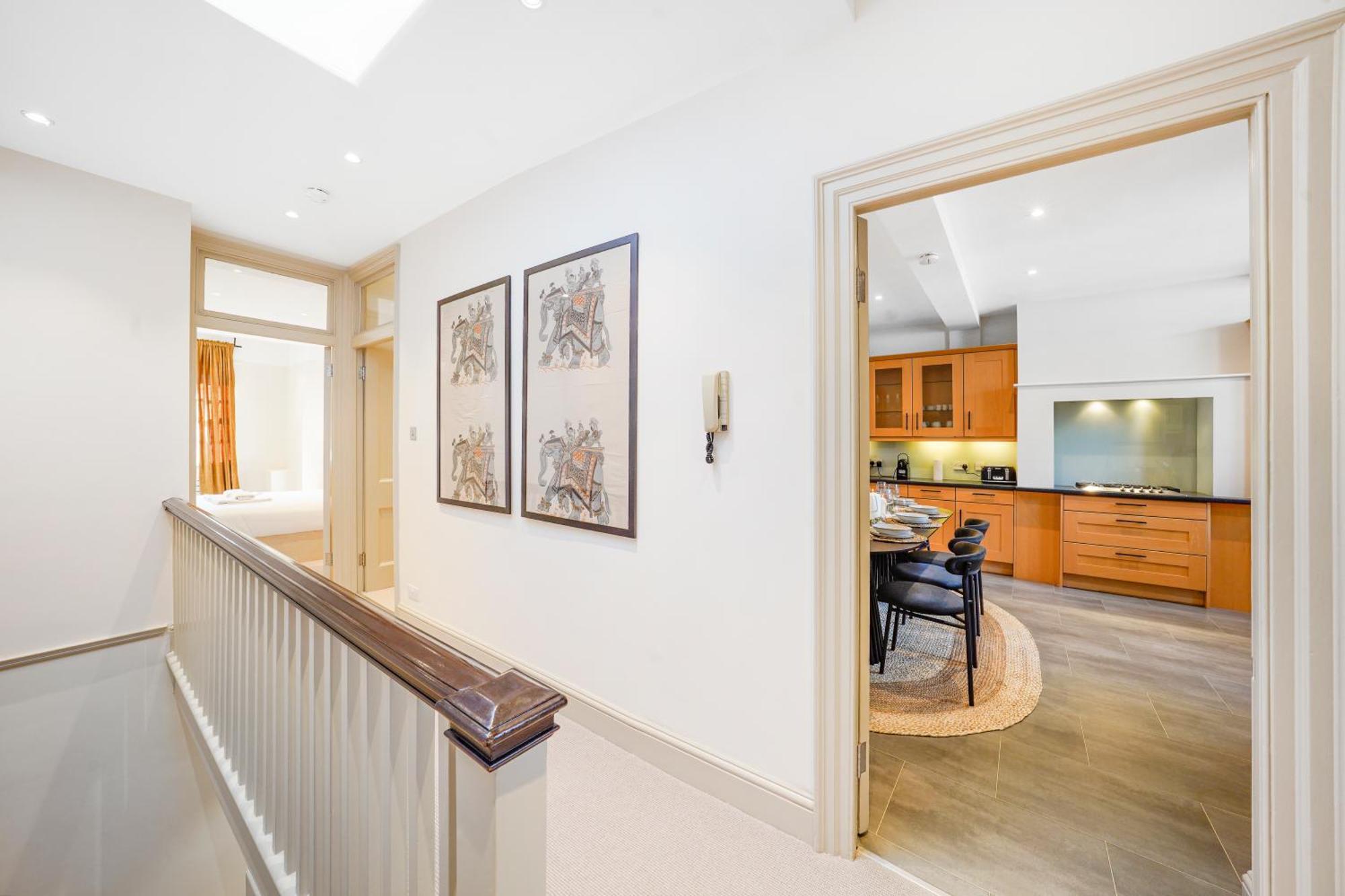 Spacious And Modern 4 Beds Home In Kensington Londýn Exteriér fotografie