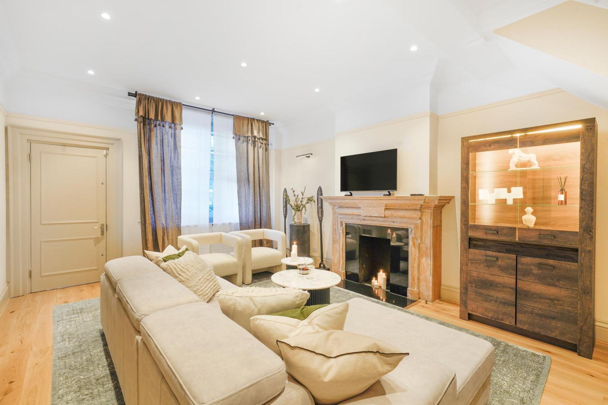 Spacious And Modern 4 Beds Home In Kensington Londýn Exteriér fotografie